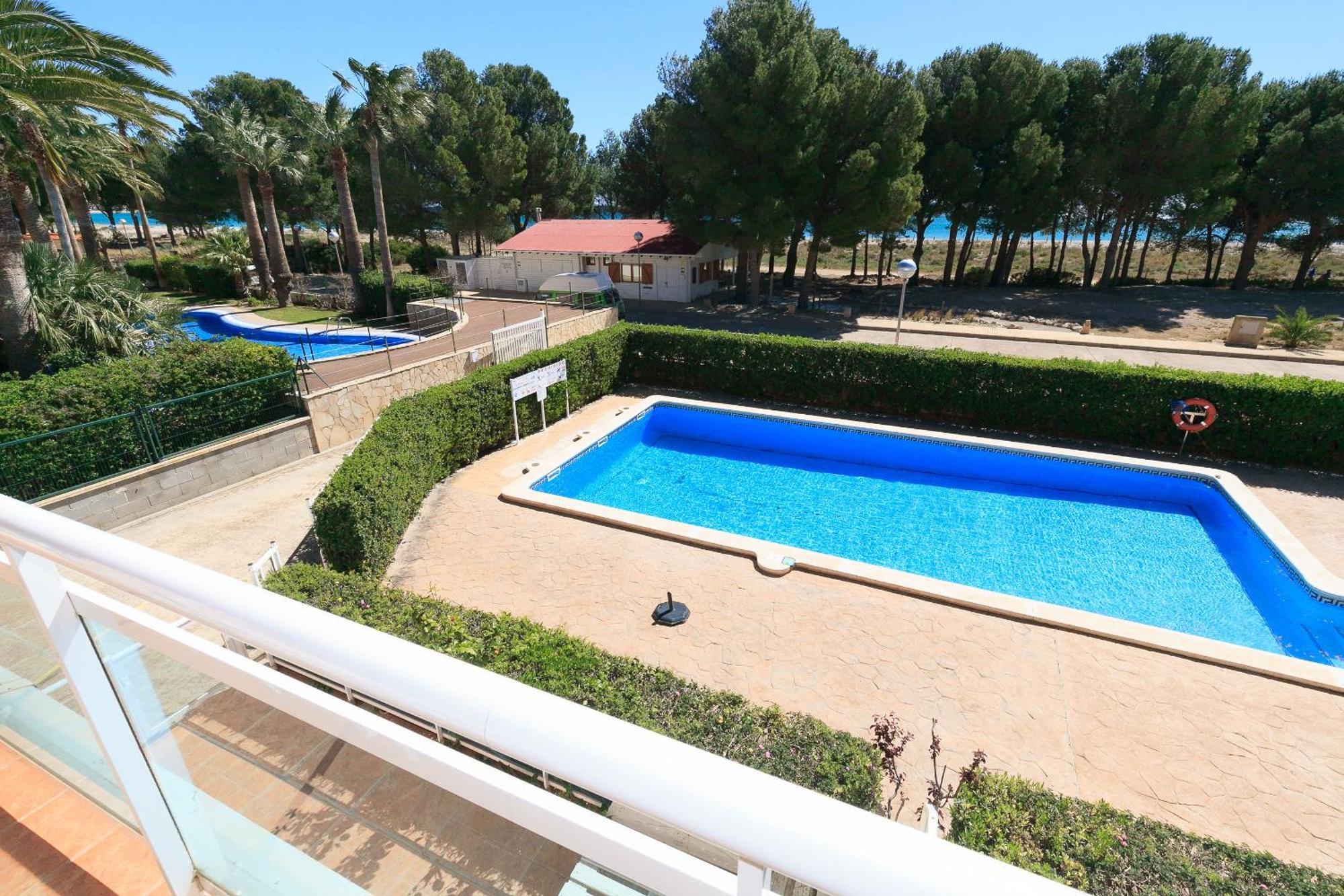Apartamento UHC Arco del Sol Family Complex Hospitalet De L'Infant Habitación foto